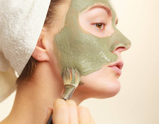 Applying French Green Clay Mask with Salicylic Acid.